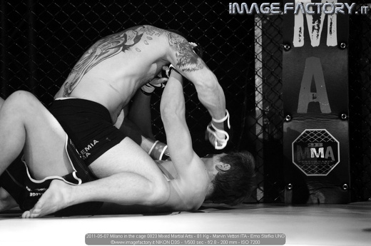 2011-05-07 Milano in the cage 0823 Mixed Martial Arts - 81 Kg - Marvin Vettori ITA - Erno Stefko UNG